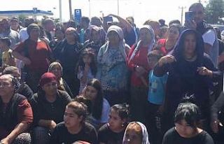 Üst geçit isteyen vatandaşlar Kırıkkale-Kayseri...