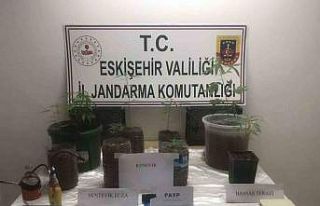 Uyuşturucu madde imal eden ve satan şahsa jandarma...