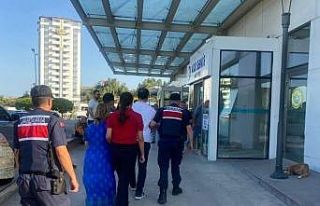 Uyuşturucu operasyonunda gözaltına alının iki...