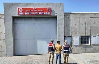 Uyuşturucudan 10 yıl hapis cezası bulunan firari...