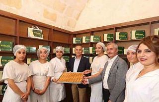 Vali Çeber ve Tahmazoğlu’ndan öğrencilerin ürettiği...