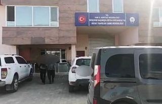 Van’da göçmen kaçakçılığı operasyonu: 3...