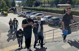 Vatandaşları sahte dekontla 700 bin lira dolandıran...