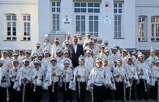 Yalova Belediyesi Sünnet Şöleni’nde 71 çocuk...