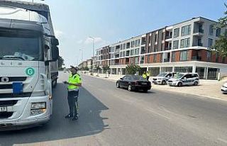 Yasaklanan yola giren kamyonlara ceza yağdı