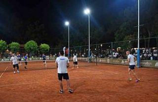 “Yaşayan efsane” için turnuva