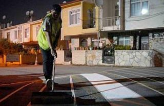 Yaya ve sürücülerin güvenliği için hız kesici...