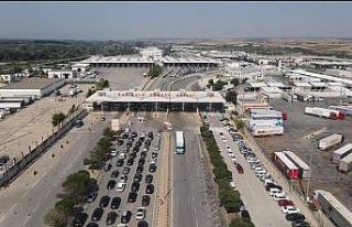 Yaz tatillerini Türkiye’de geçiren gurbetçilerin...