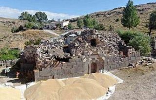 Yıllarca definecilerin talanına uğrayan kilise...