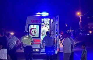 Yoldan çıkan araç takla attı: 2 yaralı