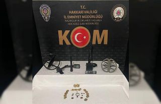 Yüksekova’da tarihi eser niteliğinde malzemeler...