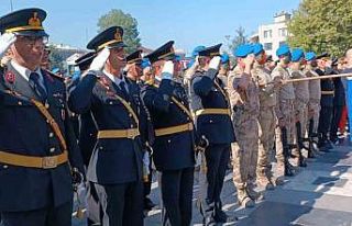 Zafer Bayramı törenlerle kutlanıyor