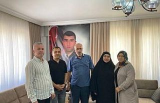 Zafer Bayramında şehit aileleri unutulmadı