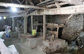 Zamanının büyük fabrikası olan su değirmeni...