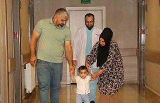 1,5 yaşındaki Veysel bebek 2 saatte 3 ameliyat birden...