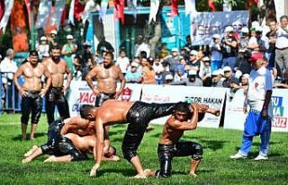 18. Geleneksel Kocasinan Yağlı Güreşleri başladı