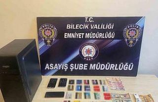 18 kişinin tutuklu olduğu davada örgüt lideri...