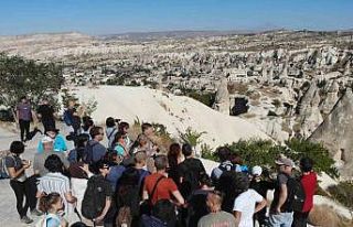 32 farklı ülkeden bilim insanı ve araştırmacı...