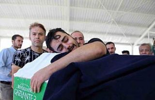 3 yaşındaki Lina Nazlı cinayetinde sanıklar duruşma...