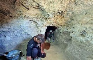 5 bin 500 yıllık "yer altı kaya yerleşkesi"...