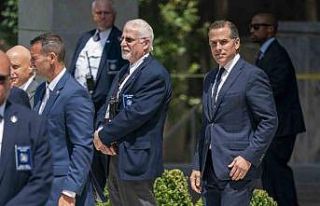 ABD Başkanı Biden’ın oğlu Hunter Biden’a 3...