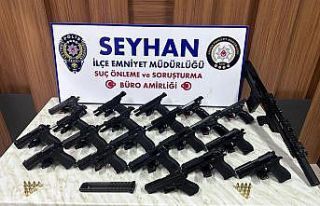 Adana polisi 35 ruhsatsız silah ele geçirdi