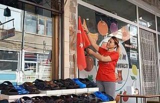 Ahilik kutlamaları öncesi esnaftan yüzde 50 indirim