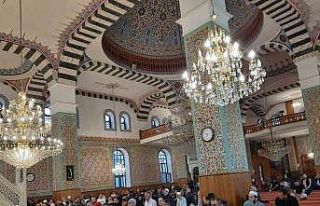 Aileler sabah namazında buluştu