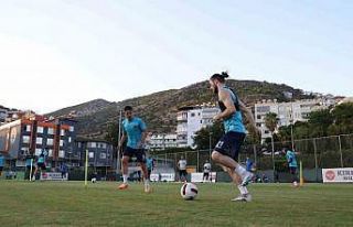 Alanyaspor, Fenerbahçe maçı hazırlıklarına başladı