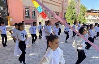 Alaşehir ve Turgutlu’da İlköğretim Haftası...