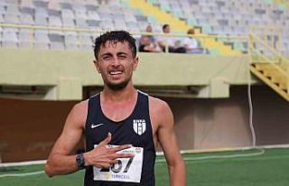ALKÜ milli sporcusu Salih Korkmaz, Türkiye rekoru...