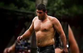 Almanya’da Başiskele Belediyesporlu güreşçiden...