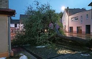 Almanya’da şiddetli fırtına ve dolu: 1 ölü