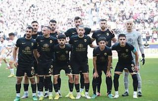 Amedspor, liderlik koltuğunu korumak için galibiyet...