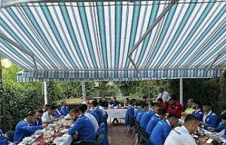 Anadolu Üniversitesi yeni sezon öncesi yemekte buluştu