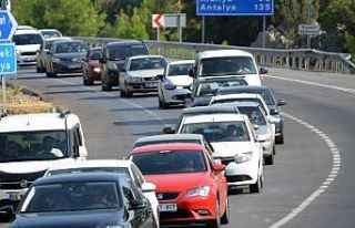 Antalya’da motorlu kara taşıt sayısı 1 milyon...