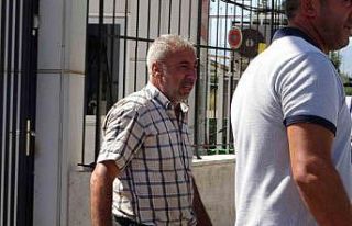 Antalya’da otomobiller kafa kafaya çarpıştı:...