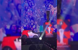 Aras Kargo, Sultanlar’ın kupasını taraftara taşıdı