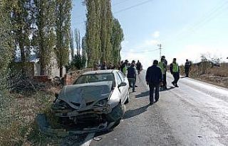 Arkadan çarparak 4 kişinin yaralanmasına neden...