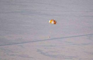 Asteroitten örnek toplayan Osiris-Rex kapsülü Dünya’ya...