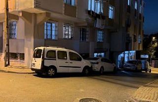 Bağcılar’da tartışan lise öğrencilerin arasına...