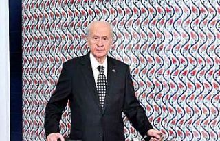 Bahçeli’den bisikletli 58. Cumhurbaşkanlığı...