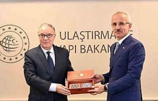 Bakan Uraloğlu, Cezayir Büyükelçisi Belan’ı...