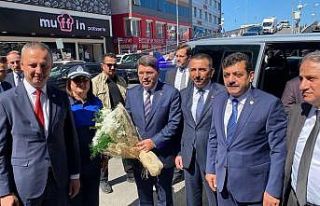 Bakan Yılmaz Tunç, Zonguldak Belediyesi’ni ziyaret...