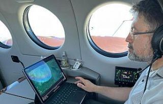 Bakan Yumaklı, Alanya’da, orman yangını bölgesini...