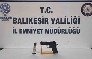 Balıkesir’de aranan 22 şahıstan 15’i tutuklandı