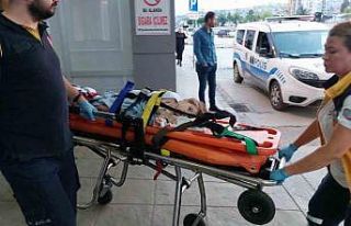 Balkondan düşen 3 yaşındaki çocuk ölümden döndü