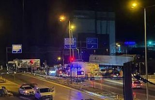 Bandırma’da ışık ihlali kazaya neden oldu: 2...