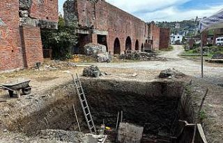 Bartın’da su perisi heyecanı