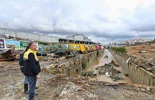 Başakşehir’de selin izleri silinmeye başladı